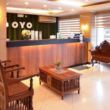 Hotel OYO 791 Bell Mansion Quezon City Esterno foto