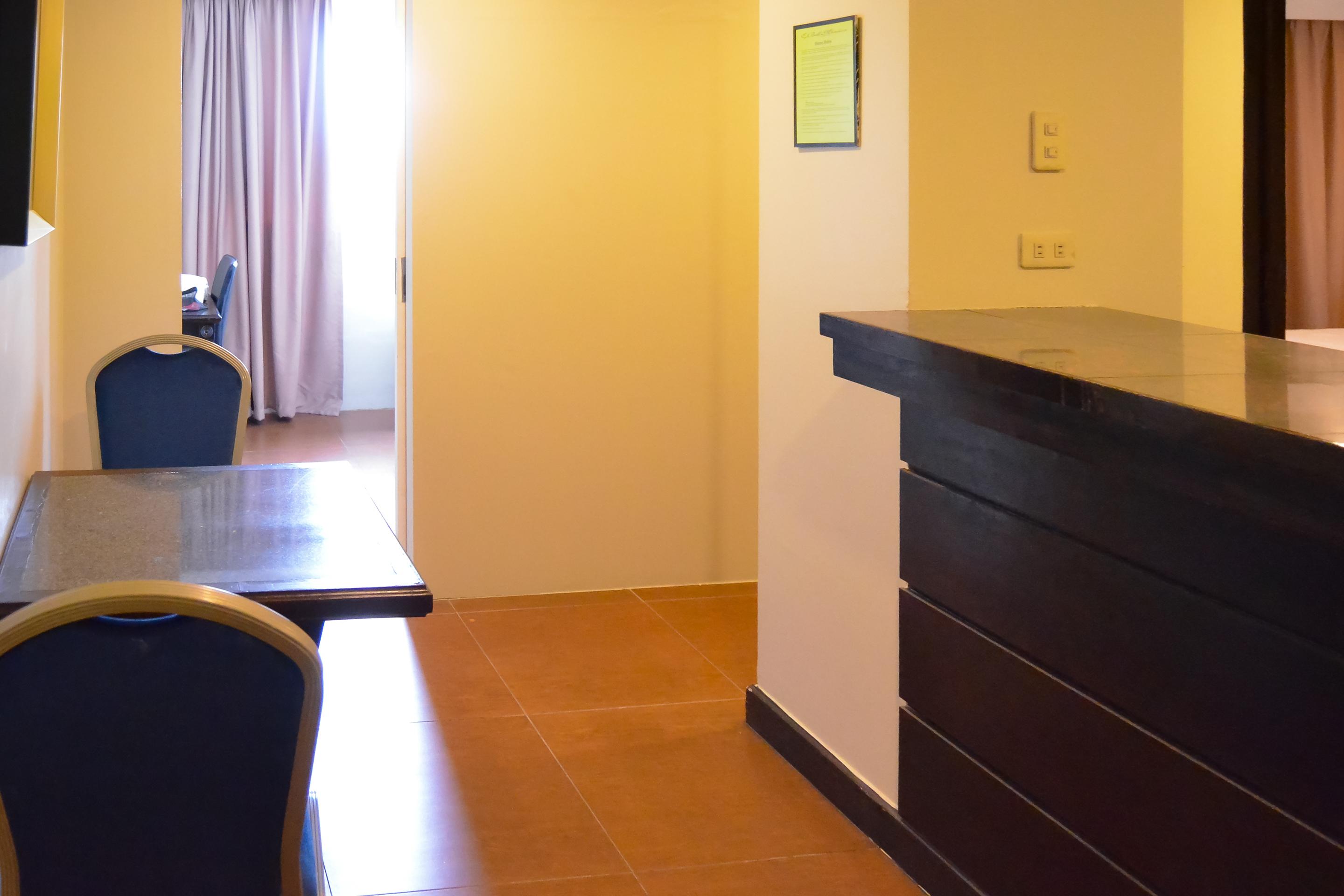 Hotel OYO 791 Bell Mansion Quezon City Esterno foto
