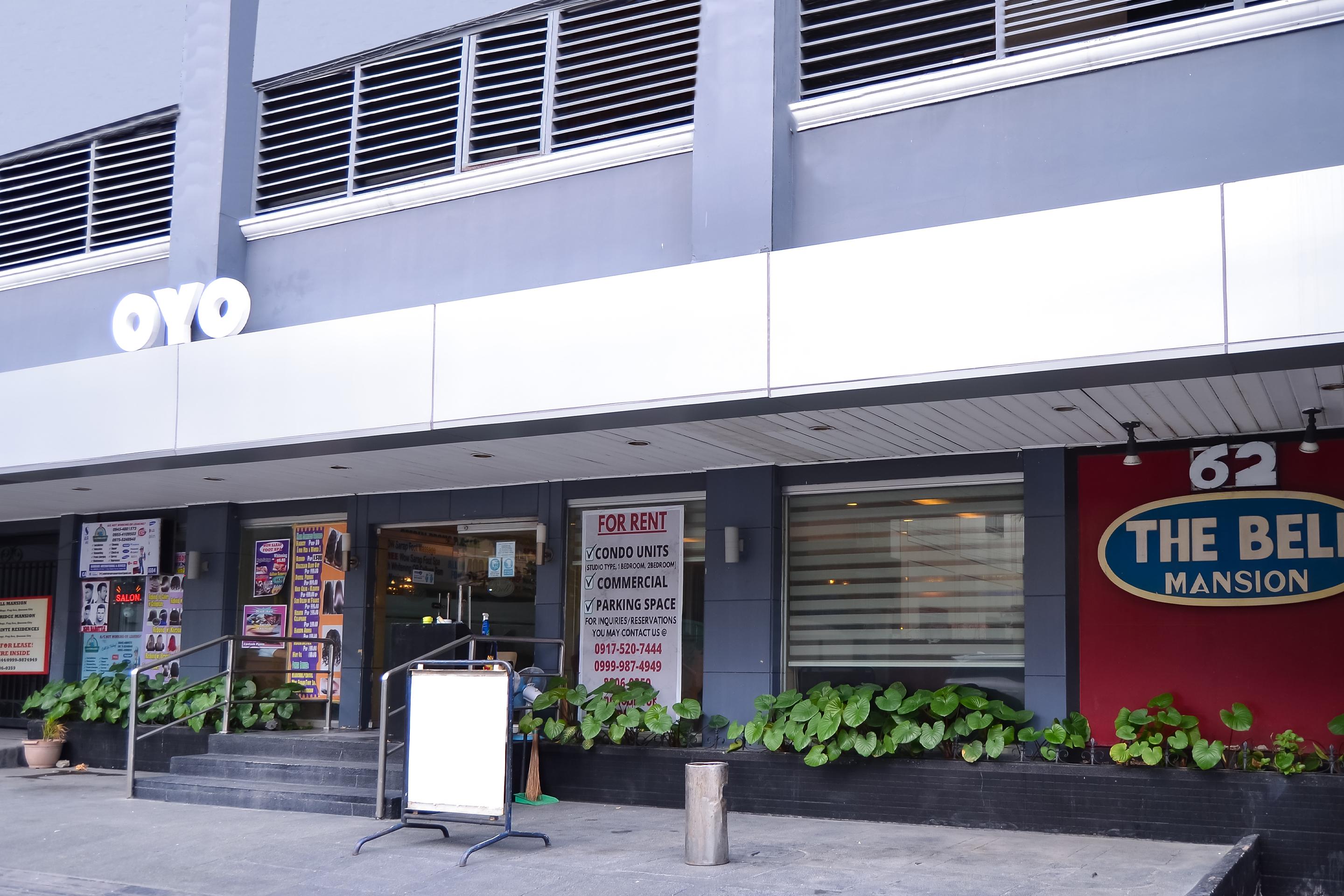Hotel OYO 791 Bell Mansion Quezon City Esterno foto