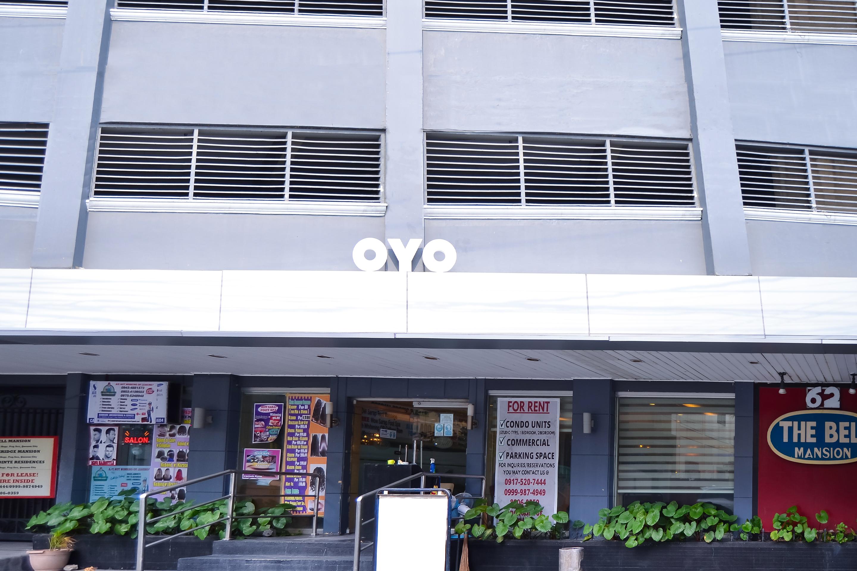 Hotel OYO 791 Bell Mansion Quezon City Esterno foto