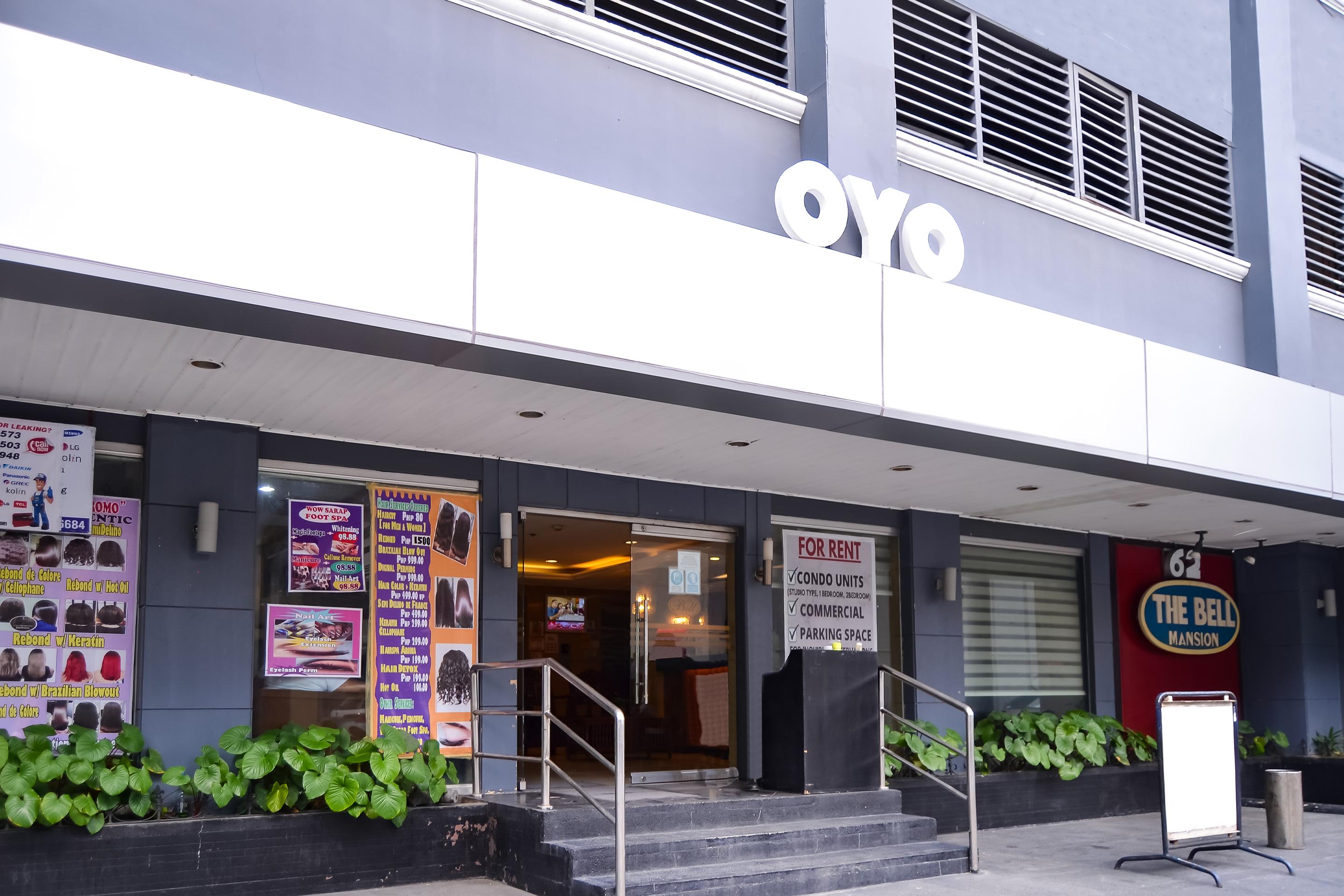 Hotel OYO 791 Bell Mansion Quezon City Esterno foto
