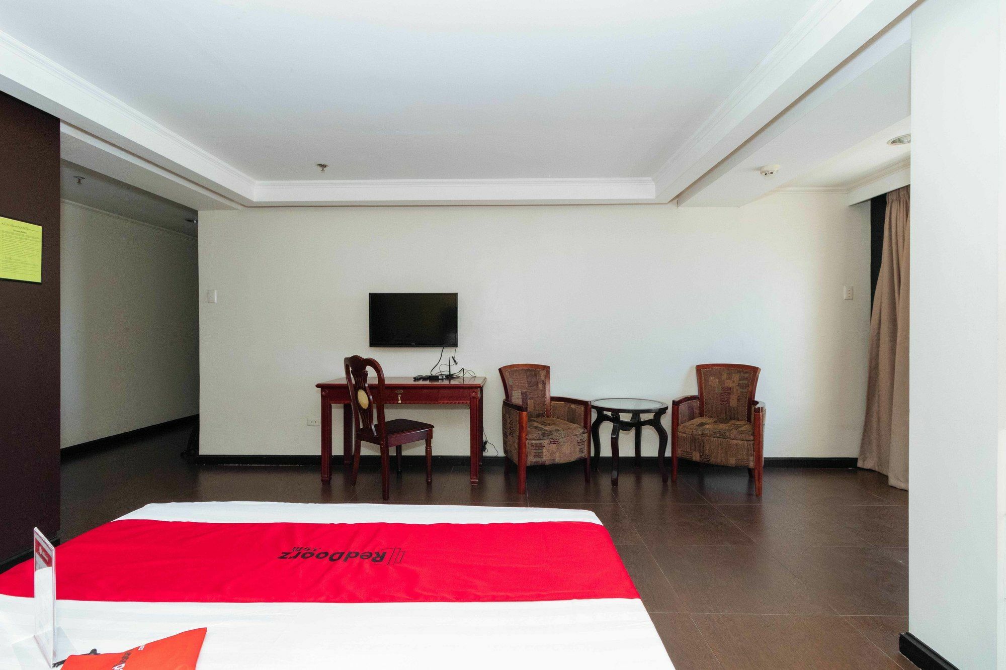 Hotel OYO 791 Bell Mansion Quezon City Esterno foto